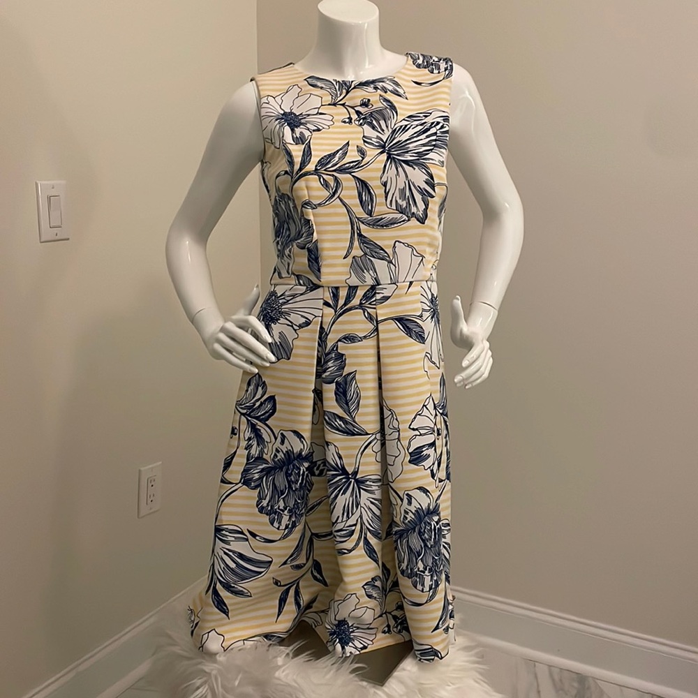R&K Floral Dress Size 4.
